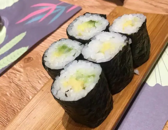 avocado sushi roll