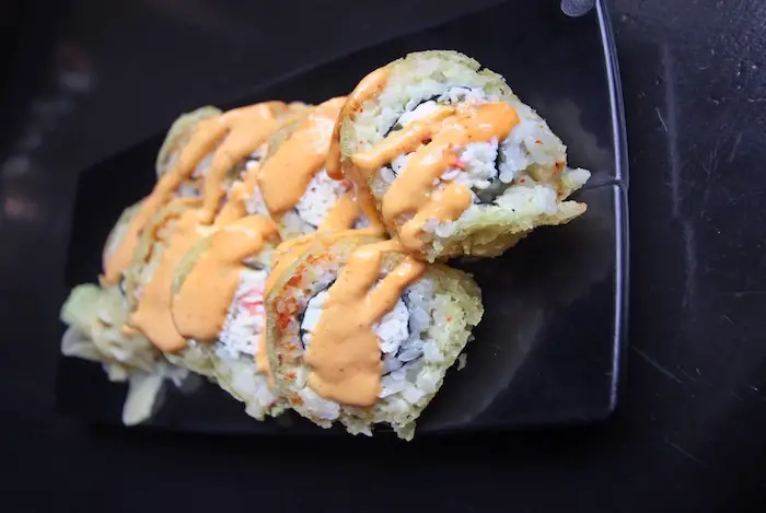 Featured image of post Steps to Make California Roll Sushi With Orange Sauce