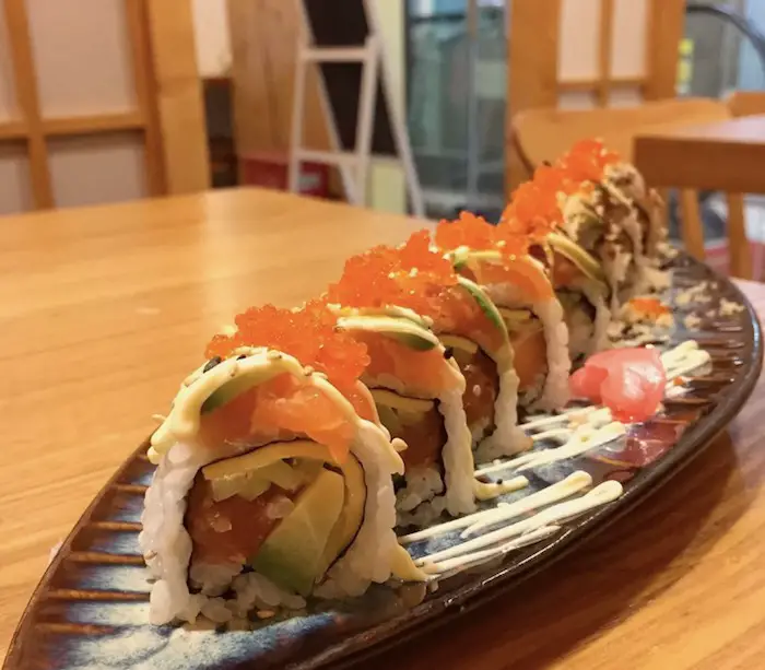 What S In A Philadelphia Roll And How To Make It Easy Homemade Sushi