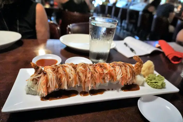 https://easyhomemadesushi.com/wp-content/uploads/2020/10/Shaggy-Dog-Sushi-Roll.jpg